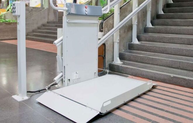 PLATAFORMA ELEVADORA para MINUSVALIDOS silla salvaescaleras