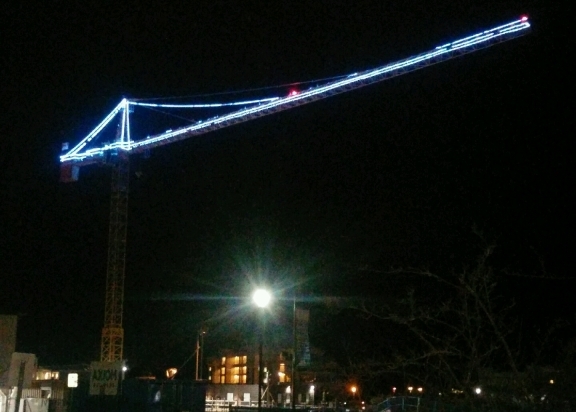 Crane warning light
