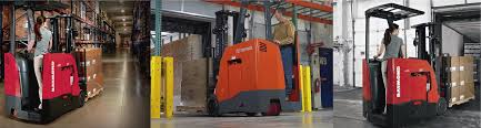 Forklift Parado Montacargas Hombre Parado Forklift Hombre De Pie
