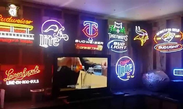 Featured image of post Man Cave Cool Neon Signs / &gt; neon signs &amp; neon clocks &gt; neon signs.