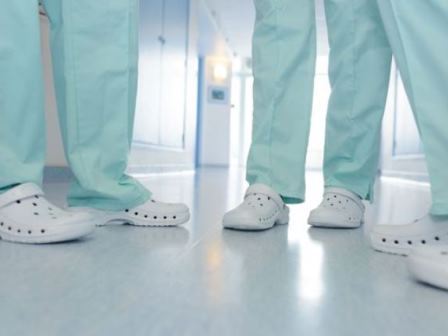 What are the best shoes for healthcare workers