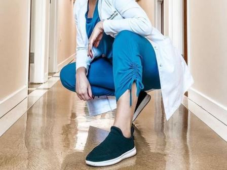 What are the best shoes for nurses to wear?